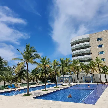 Hermoso En La Playa Apartamento