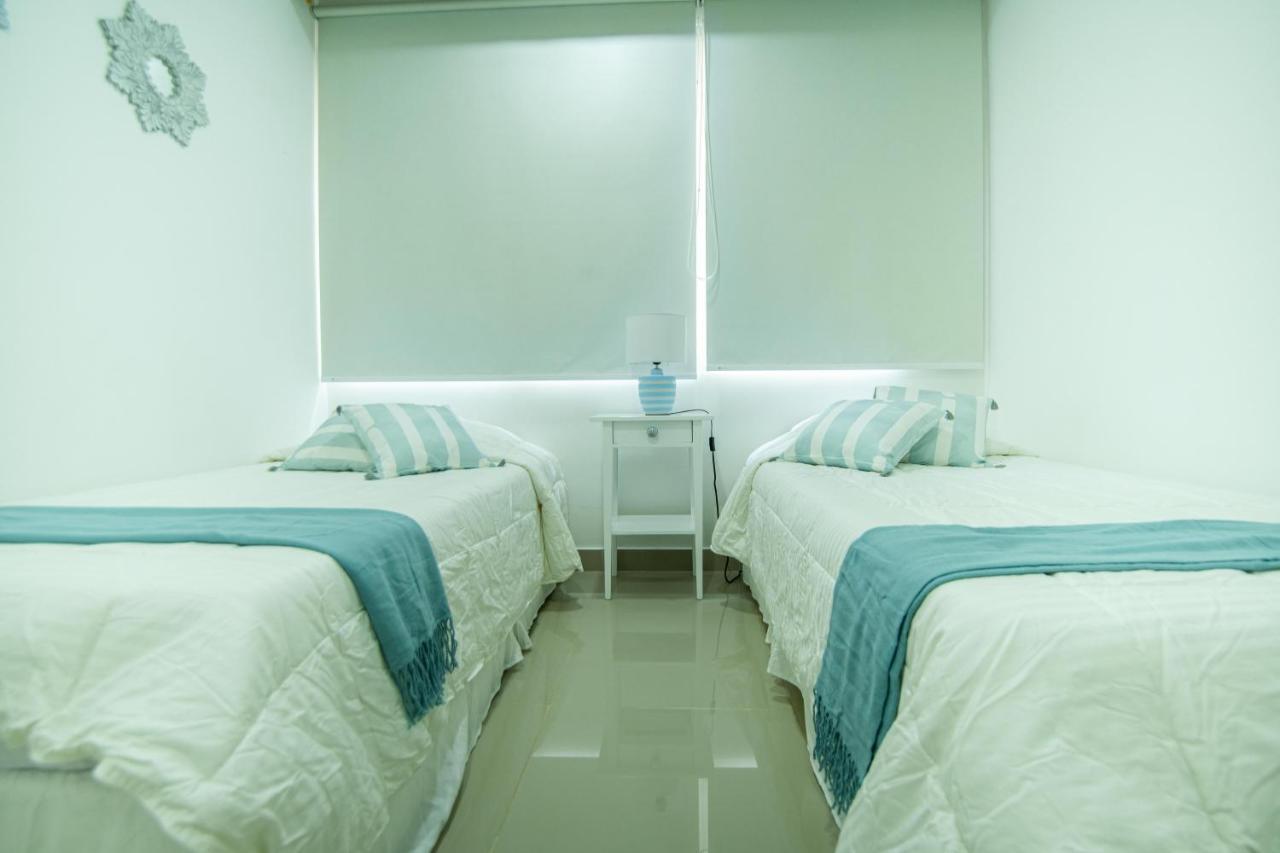 Hermoso En La Playa Apartamento *